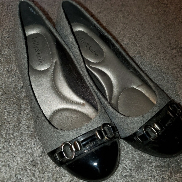 Shoes - Picture 1 of 1